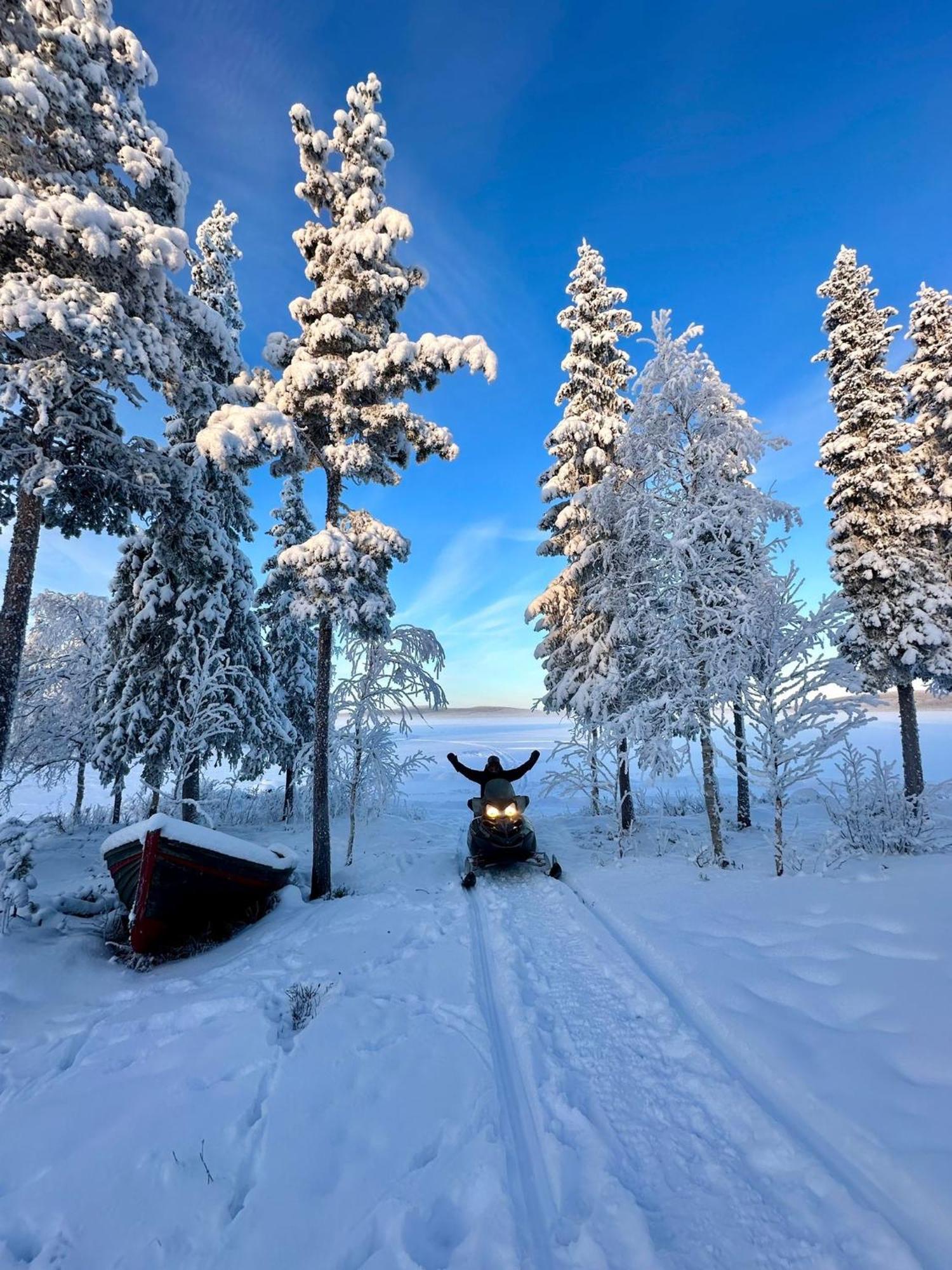 Camp Caroli Family House Villa Jukkasjarvi Luaran gambar